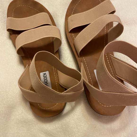 Steve Madden Tan Sandals size 6.5 - Picture 3 of 9